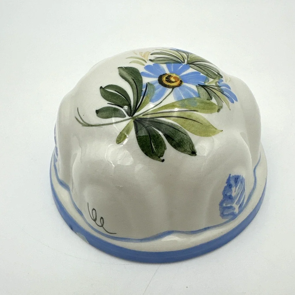 Ceramiche ABC Bassano Italy Mold Set of 2 White Blue Floral Hand Painted Vintage